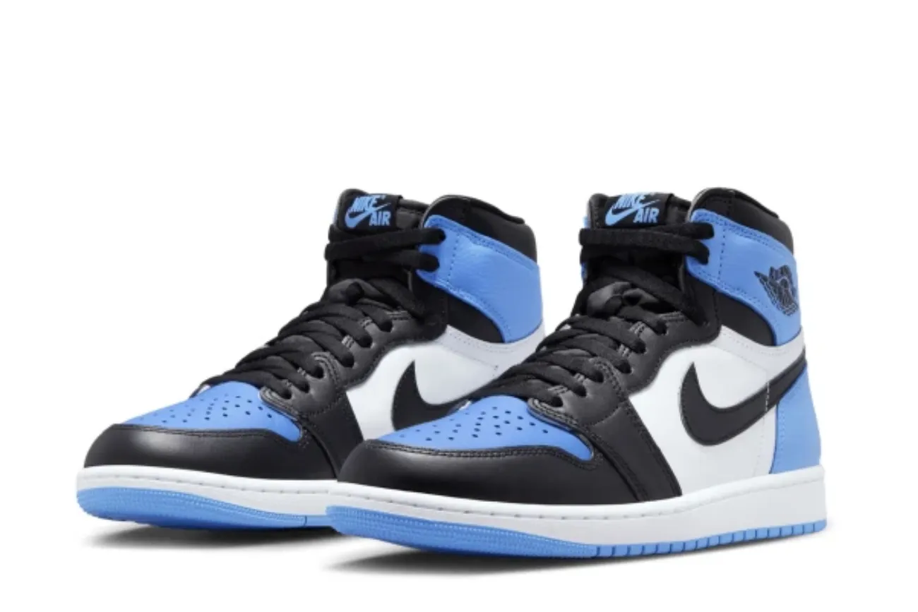 Air Jordan 1 Retro High OG 'UNC Toe'