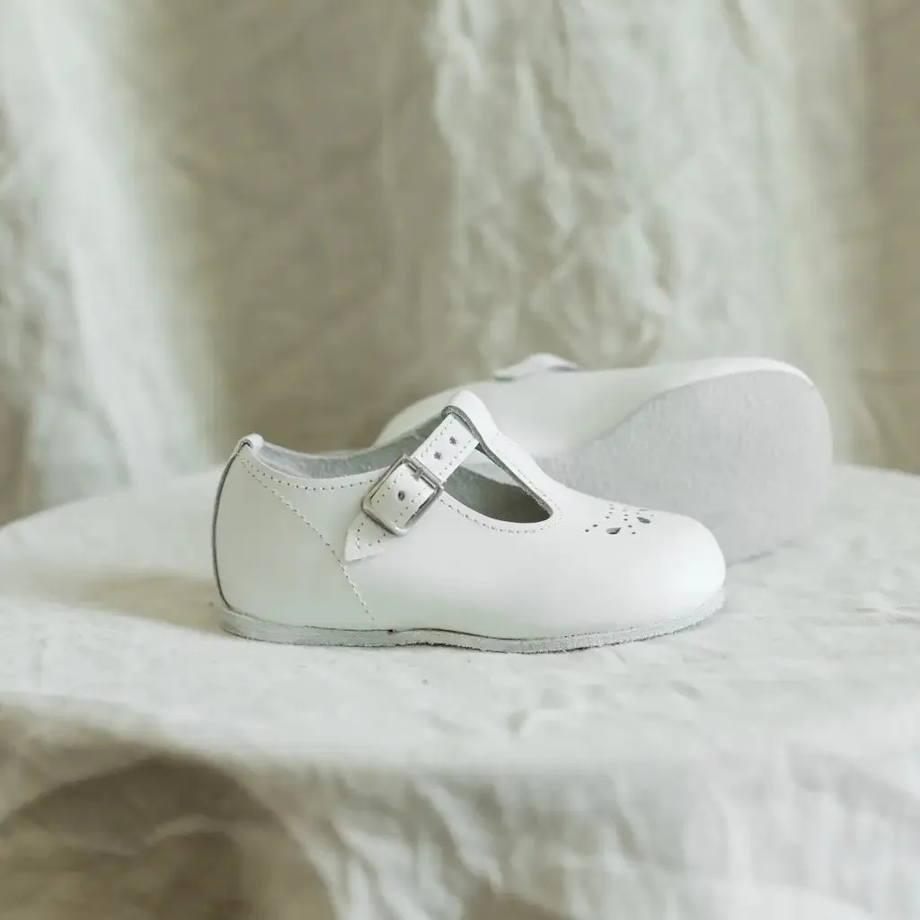 Alison T-Strap | White