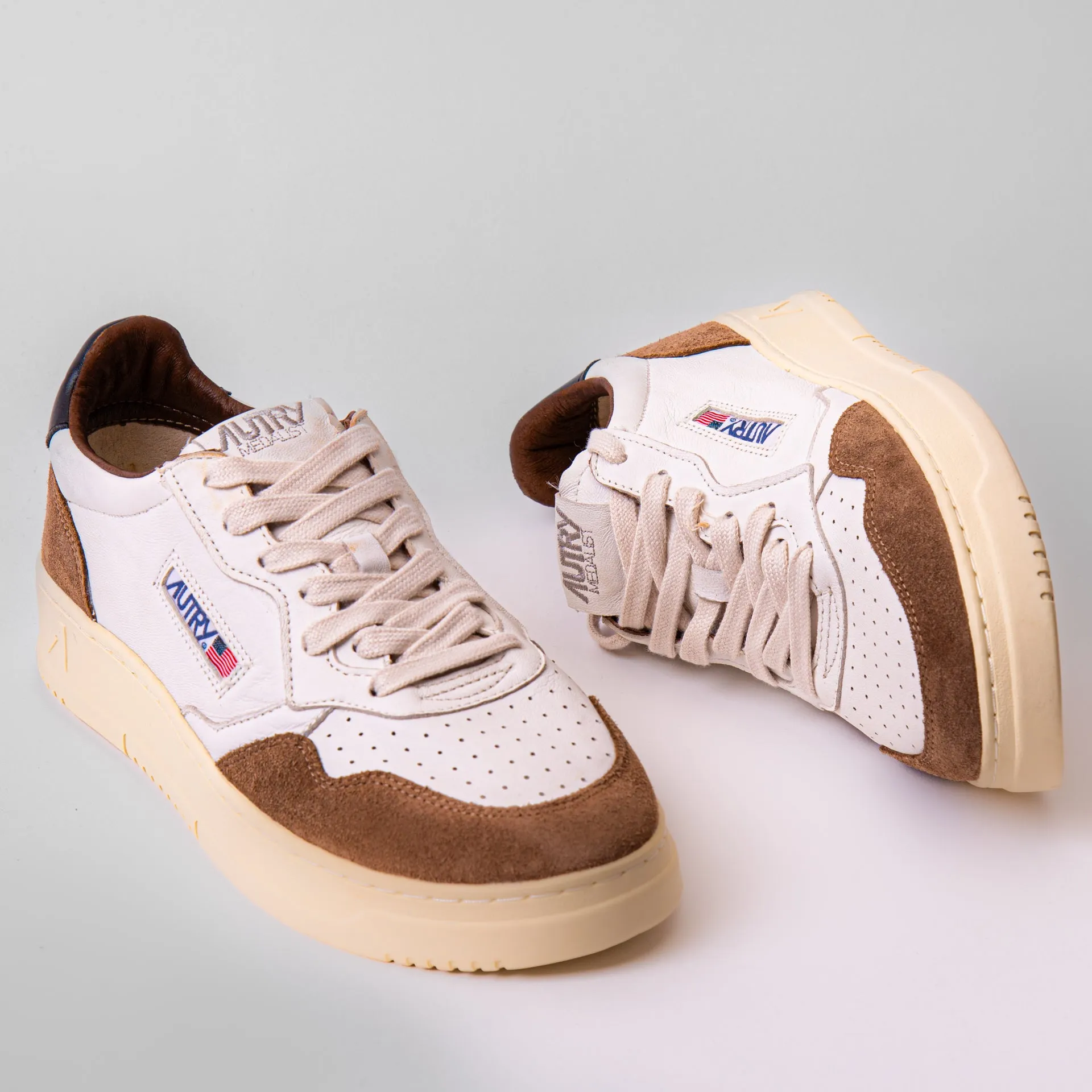 AUTRY SNEAKERS MEDALIST LOW SUEDE AULM-GS 21