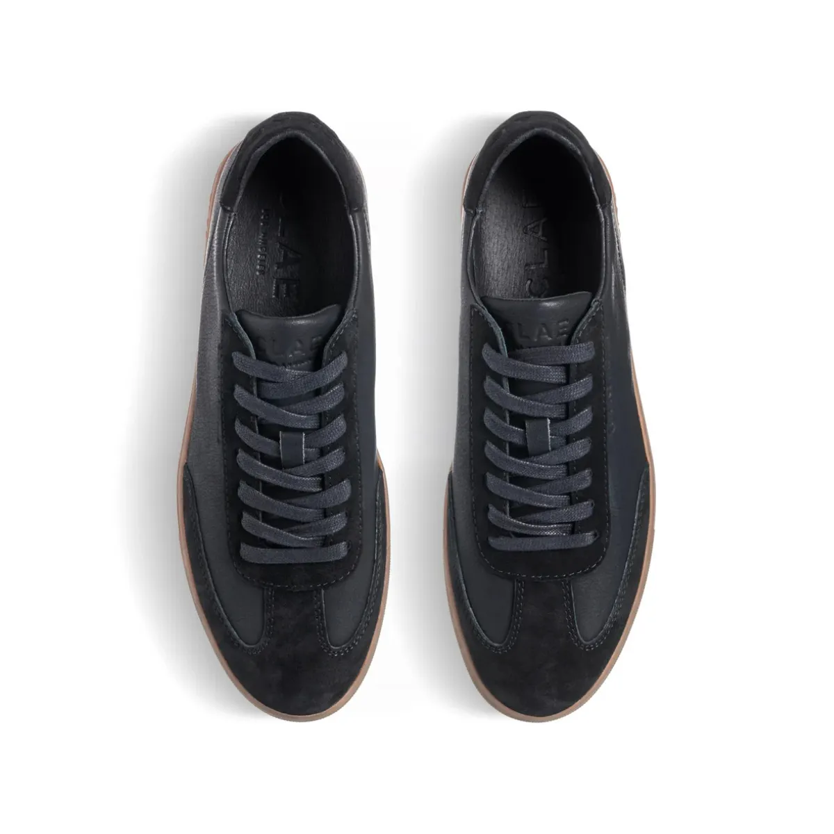 Deane Black Dark Gum