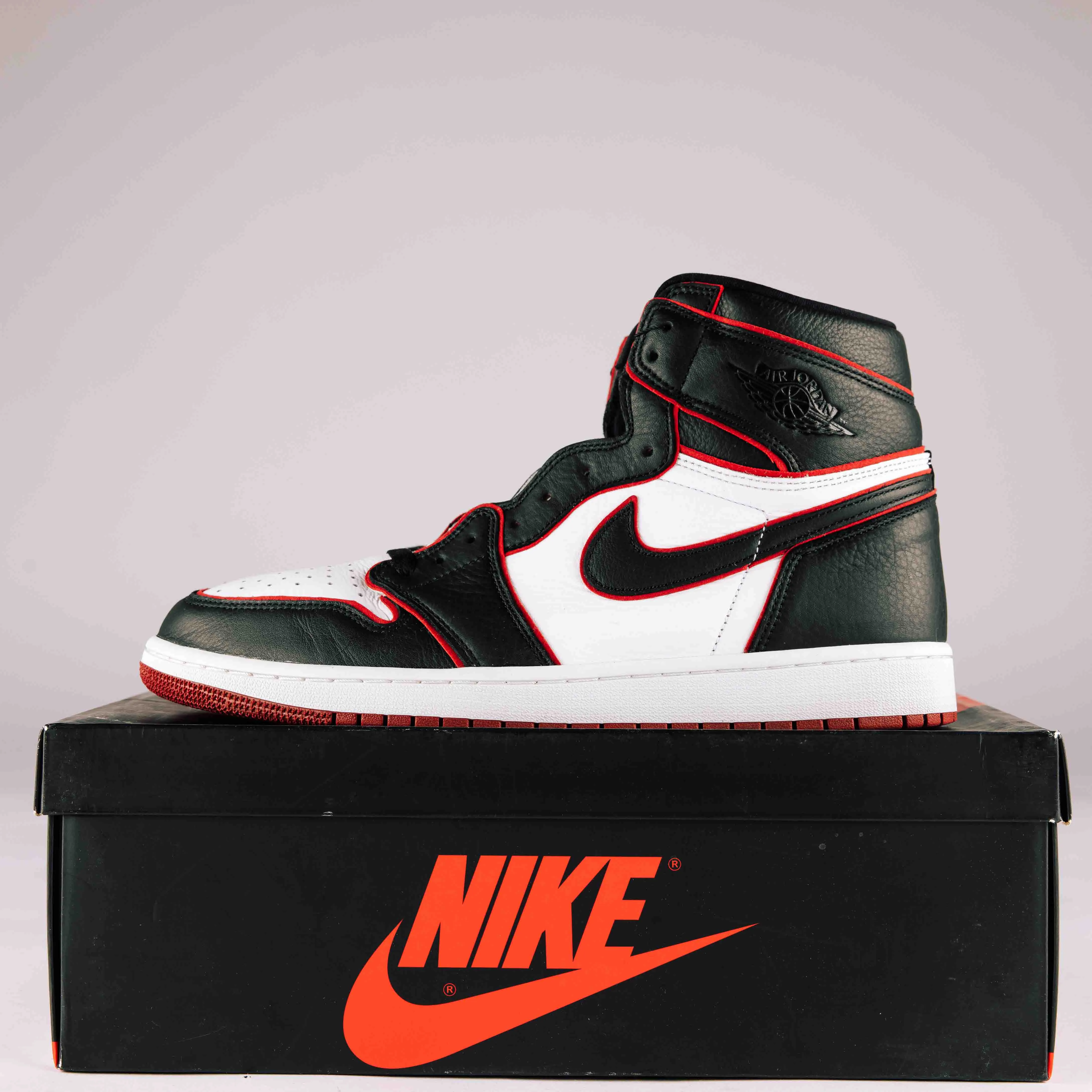 Jordan 1 Retro High Bloodline - Used - 0325