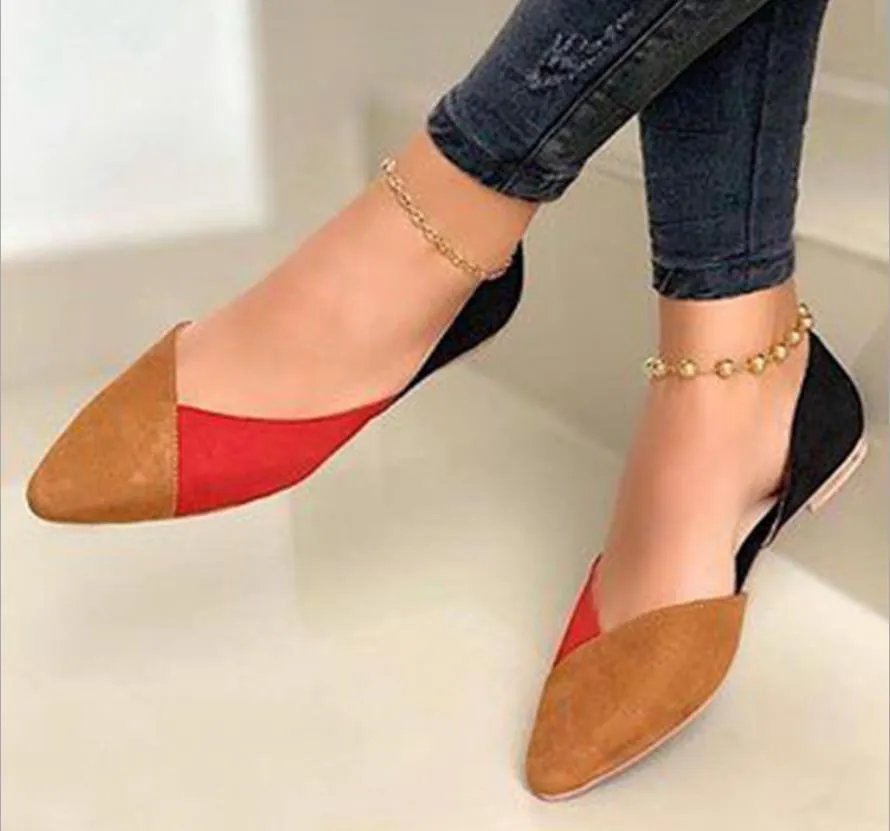 Pointed Leisure Flats