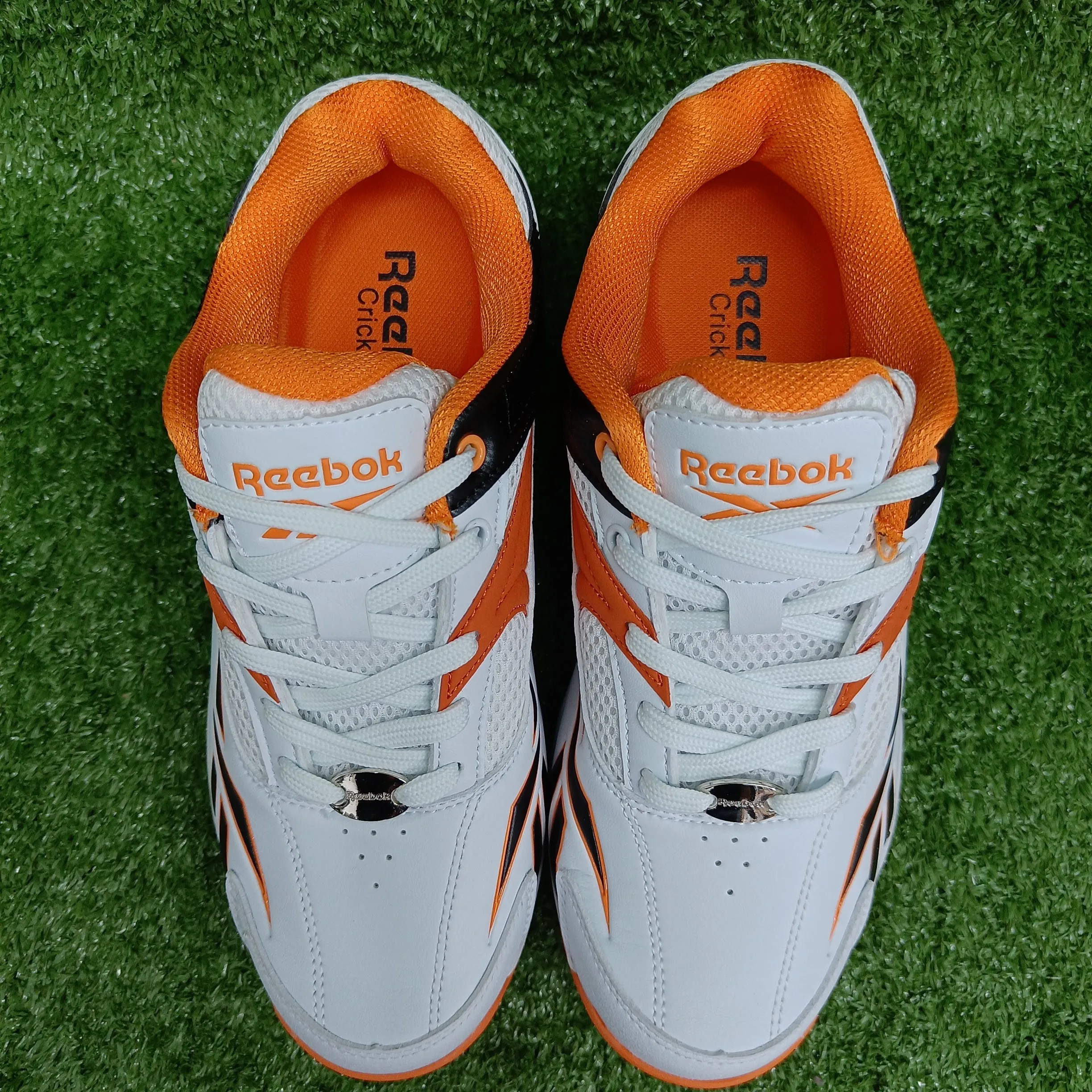 Reebok Not Out Syndicate White Black Shocking Orange Cricket Metal Spike Shoes