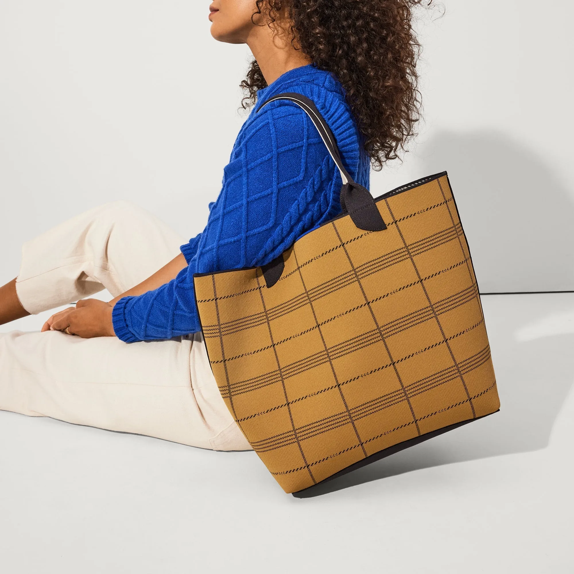 The Lightweight Tote - Black Glen Plaid