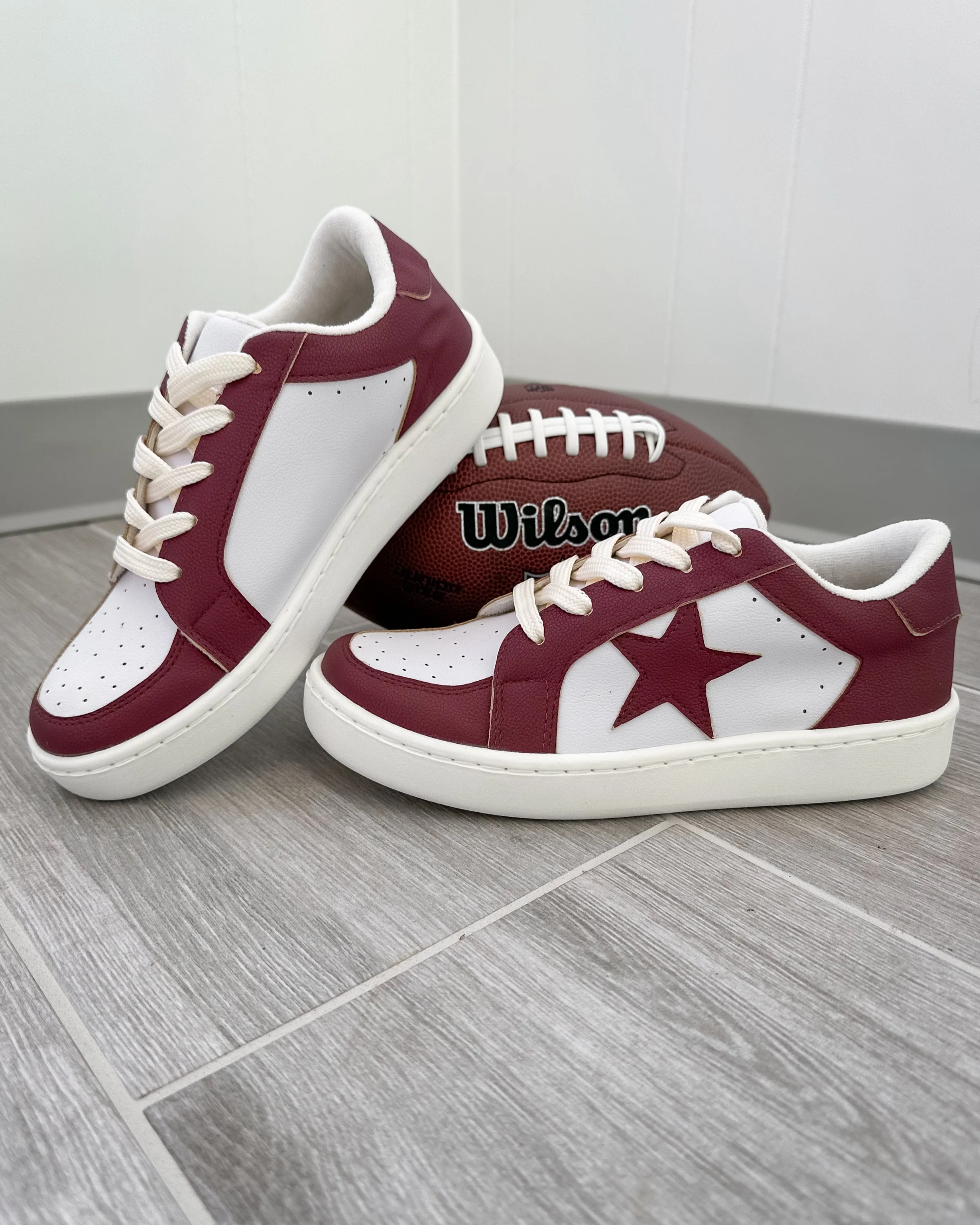 Victory Star Sneakers - Burgundy